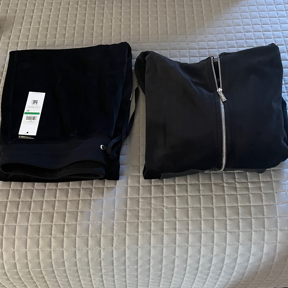 Calvin Klein Black velvet zipper hoodie and pant set - Picture 15 of 15